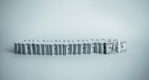 金钱价值观念。企业财务分析。风险与回报图片下载