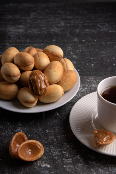 坚果，甜，甜食，炼乳，照片，甜点，背景，糖，自制，脆，假期，餐，堆，烹饪，美食图片下载