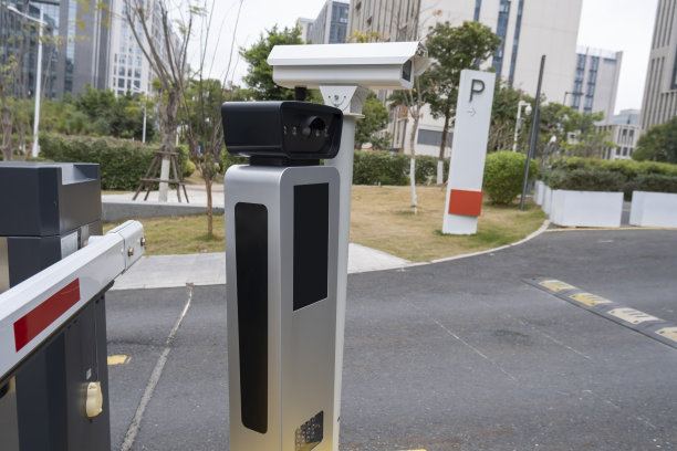 停车场入口识别系统图片下载
