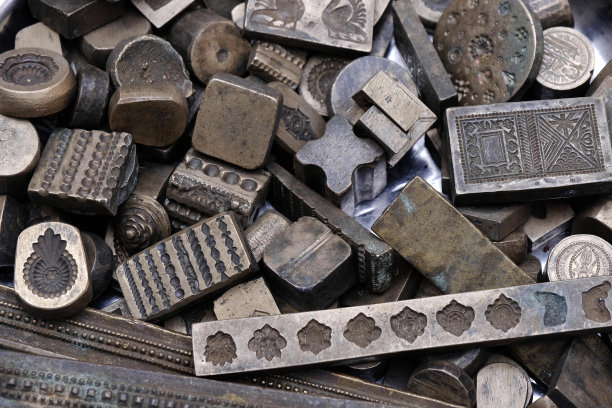 采购产品古董珠宝设计师模具，珠宝制作模具和模具。图片下载