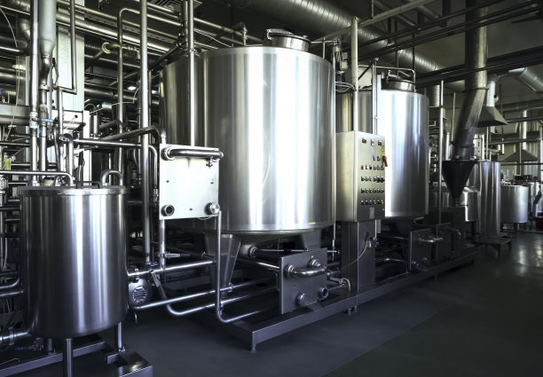 冰淇淋厂的高压灭菌器。图片下载