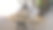 在营业时间之前，用金属钢索和挂锁固定在林荫酒吧咖啡馆前面的堆叠户外桌子图片下载