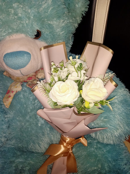 作为毕业和结婚礼物的花束图片下载