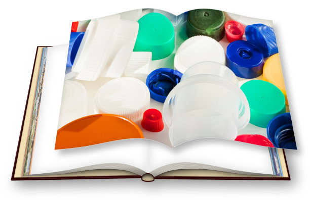 一个打开的照片书的3D渲染隔离在白色背景w图片下载