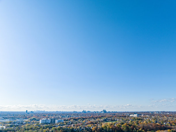 鸟瞰安大略湖和加德纳大道，怡陶碧谷，加拿大图片下载