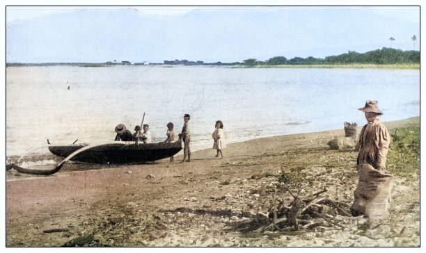 古董黑白照片:夏威夷海岸图片下载