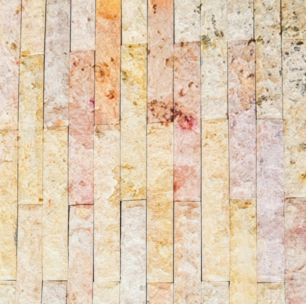 一个人撑着一把红色雨伞走在人行道上的照片。图片下载