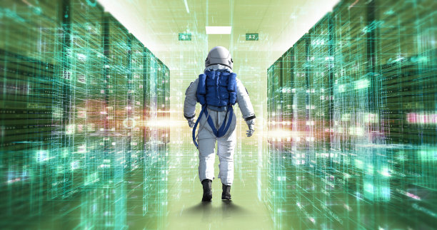 航天员在服务器机房探索人工智能控制技术图片下载