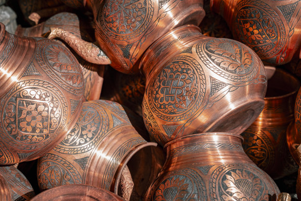 等待冷却的铜道具图片下载