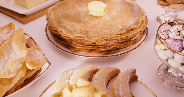 黄油煎饼。黄油。复活节。圣诞节。图片下载