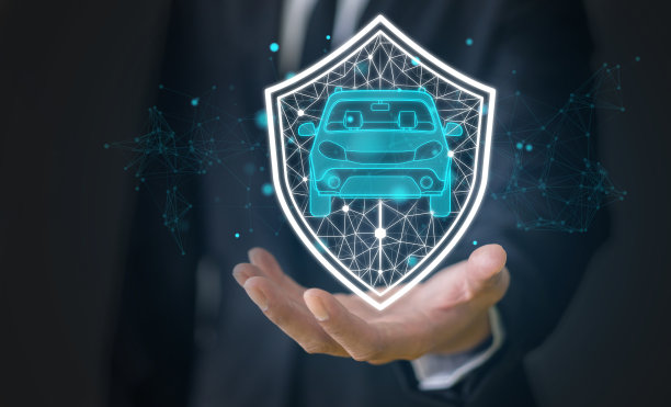 人之手用保护您的爱车和手持盾牌守护保护车险、自然灾害险、意外事故险、火灾险、盗窃险、支援险公司、保单、车险等概念图片下载