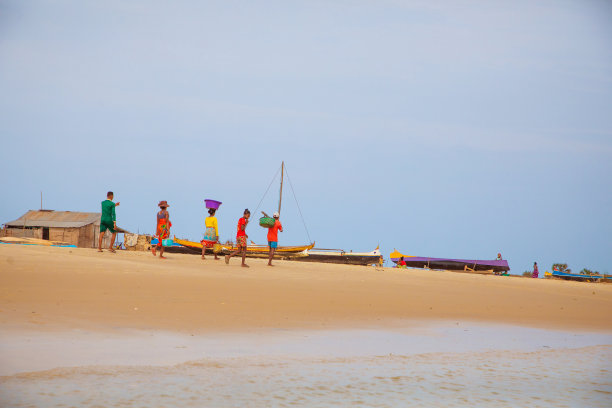 巴达维亚风景如画的渔村居民图片下载