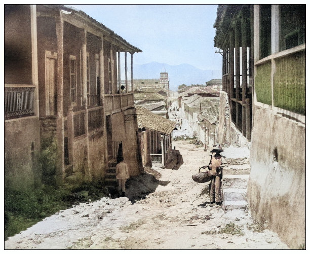 古色古香的黑白照片:古巴圣地亚哥图片下载