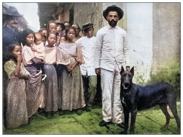 古色古香的黑白照片:菲律宾卡维特的人们图片下载