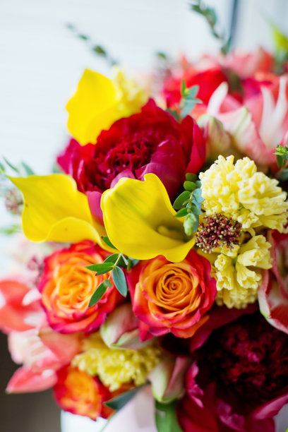 漂亮的礼盒里有花图片下载