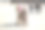 一名妇女推着婴儿车走着，车上有一个小孩。图片下载