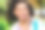 可爱开朗的女人穿着白衬衫背包走大学享受温暖的天气户外城市公园的照片图片下载