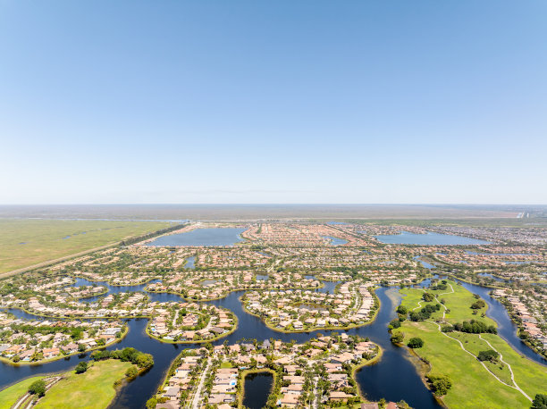 无人机照片珊瑚泉美国佛罗里达州大约2024年图片下载