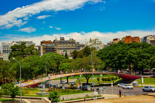 道路上的桥梁图片下载