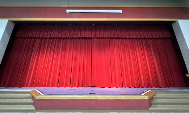 红丝绒舞台幕布图片下载