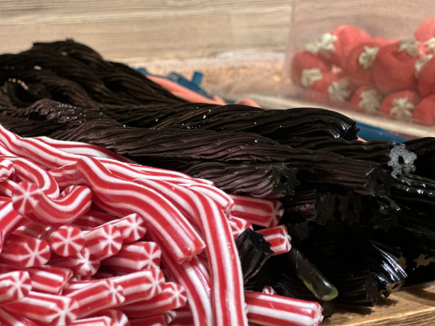 圣诞糖果红白条纹图片下载