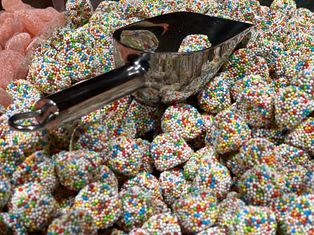 彩色糖果店里的彩色糖果图片下载