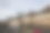 这张迷人的照片捕捉了沿街优雅地坐落着的英国郊区房屋图片下载