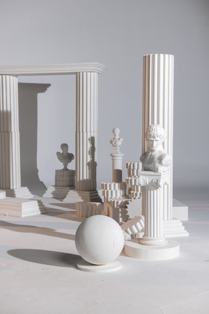 工作室的装饰灵感来自古埃及和希腊时期。装饰里一个人也没有图片下载