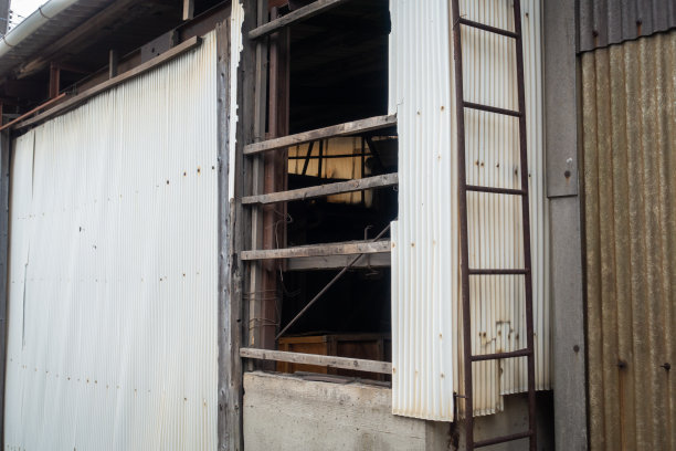 在日本拍摄的老房子的照片。图片下载