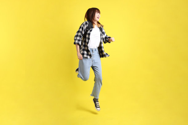 20多岁女大学生图片下载