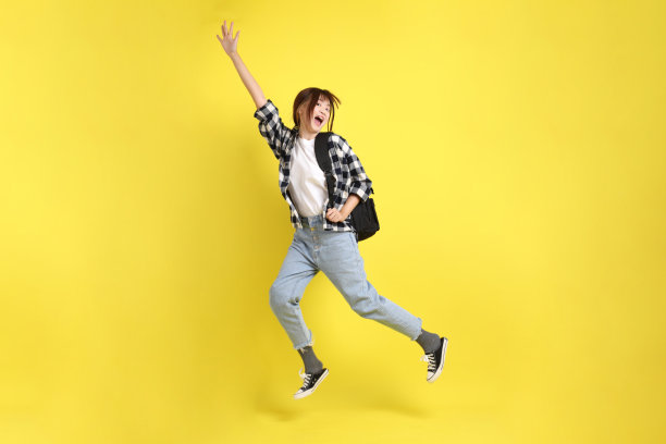 20多岁女大学生图片下载