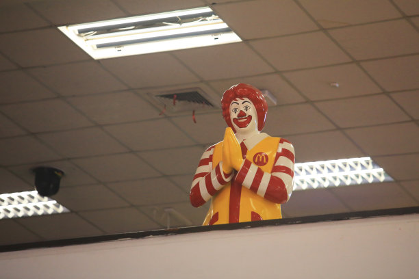 泰式麦当劳罗纳德雕像图片下载