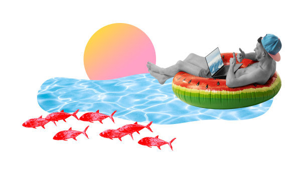 海报。当代艺术拼贴。通过远程工作机会平衡工作与生活。救生圈中的男子在海上游泳并在线工作。图片下载