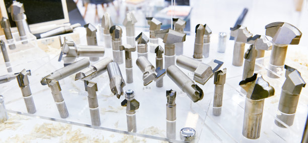 木工用钻头和铣刀图片下载