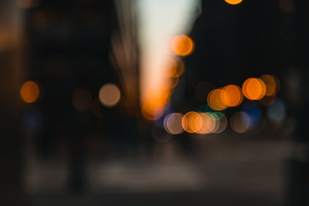 芝加哥城市灯光散景图片。芝加哥城市细节，汽车、居民、游客，大城市生活，城市全景，日常生活。历史地标，旅游目的地 - 库存照片图片下载