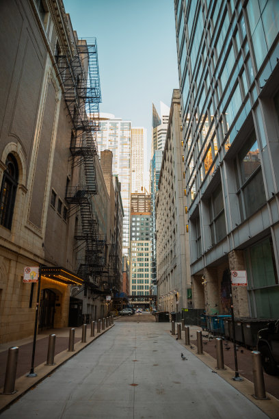 芝加哥的详细信息。汽车，居民，游客，大城市生活，城市全景，日常生活。历史地标，旅游目的地-库存照片图片下载