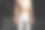 健身房里年轻肌肉女子的正面照片，手持杠铃。日常锻炼，身心健康。图片下载