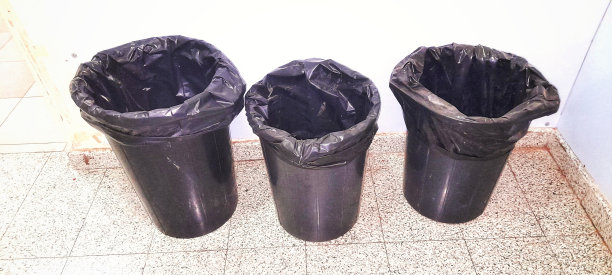 临时垃圾桶图片下载