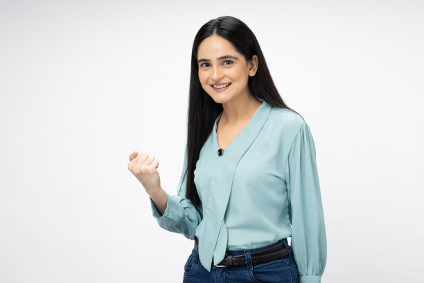 有吸引力的漂亮的商务女士的照片在正装孤立的白色背景股票照片图片下载