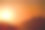 夕阳在山间，数码照片的画面作为背景图片下载