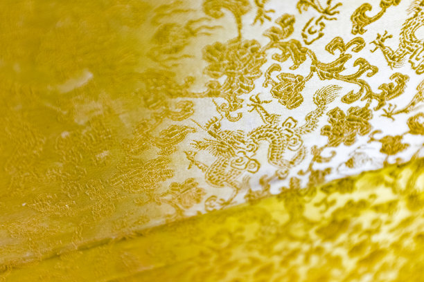 中国古代传统刺绣图案背景，祥云，中国龙图片下载