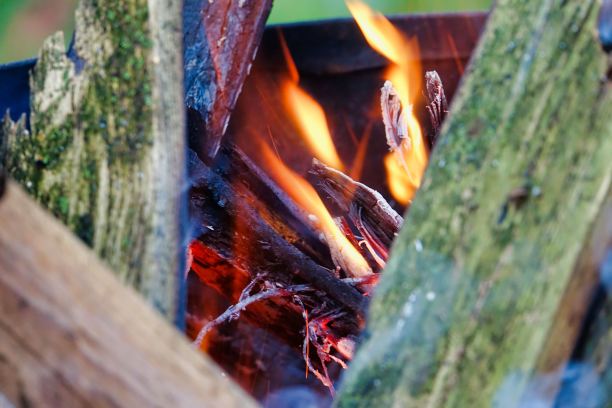 壁炉里的火，照片图片数码图像，火的背景图片下载
