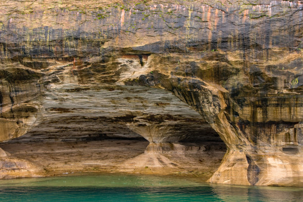 图片岩石NL -水雕刻洞穴图片下载