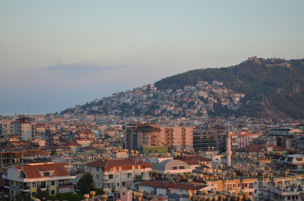 阿拉尼亚的日落，美丽的景色图片下载