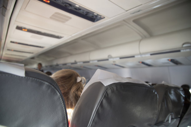 一架客机。内部。客舱:客机的客舱图片下载
