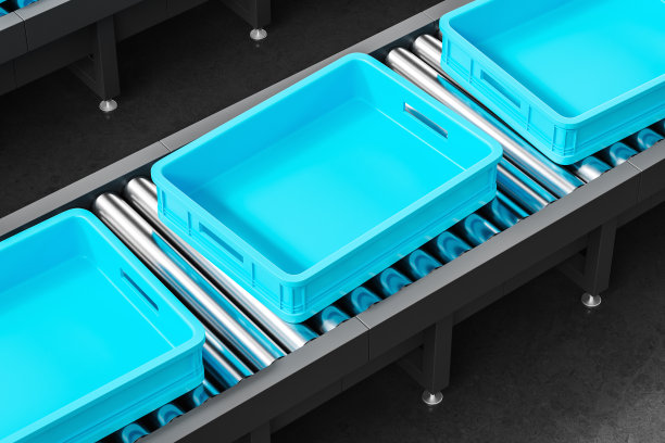 机场安检时个人物品的空箱子图片下载