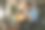 父子俩在家里用平板电脑看电影或卡通片图片下载