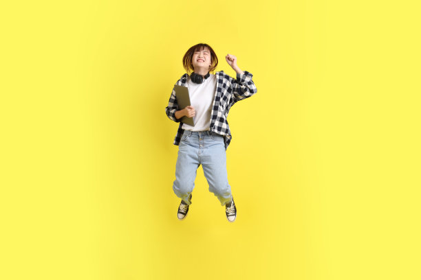 20多岁亚洲大学生图片下载