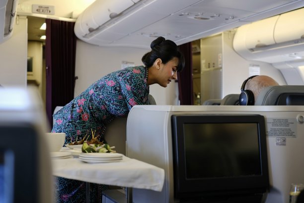 从悉尼到吉隆坡的航班上的安全串图片下载