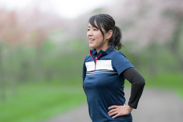 伸展运动女人图片下载